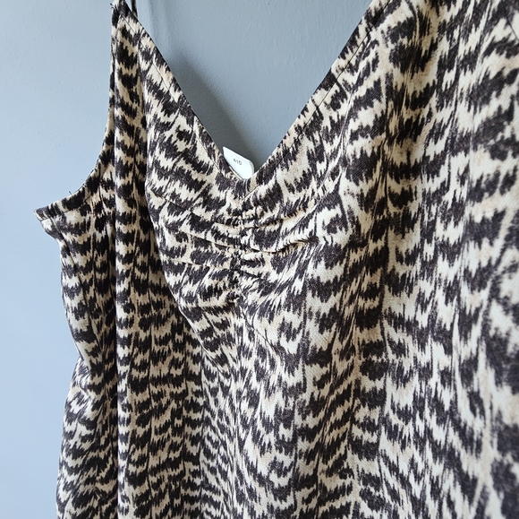 H&M - Picture 2 of 7